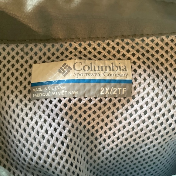 Columbia PFG Omni Shade - Dusty Sage Button Down - Picture 9 of 10